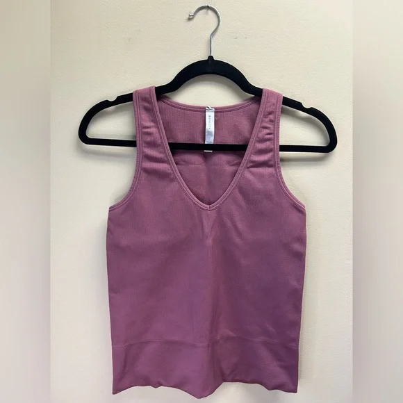 Athleta Aurora Ribbed Tank Camisole - Picture 5 of 5